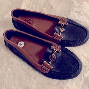 Tory Burch Driving Moccasins/ Loafers - Never Worn! Sz 9, Navy and brown